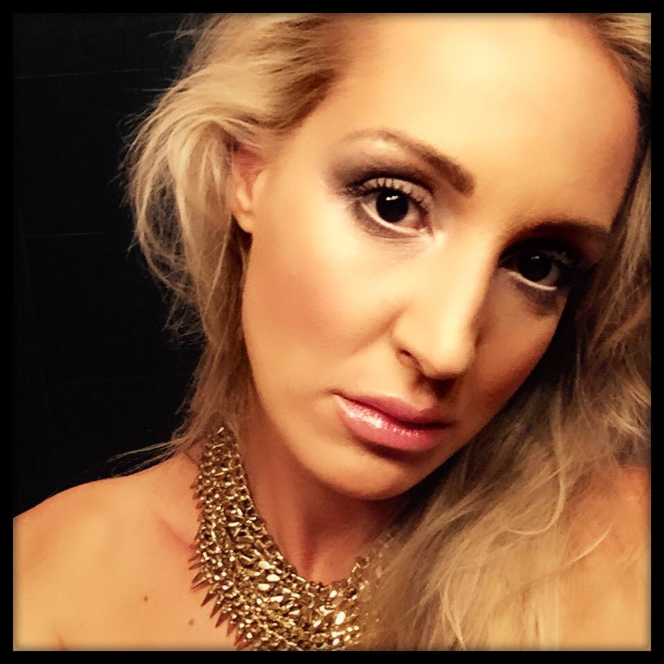 Make Up Artist 2